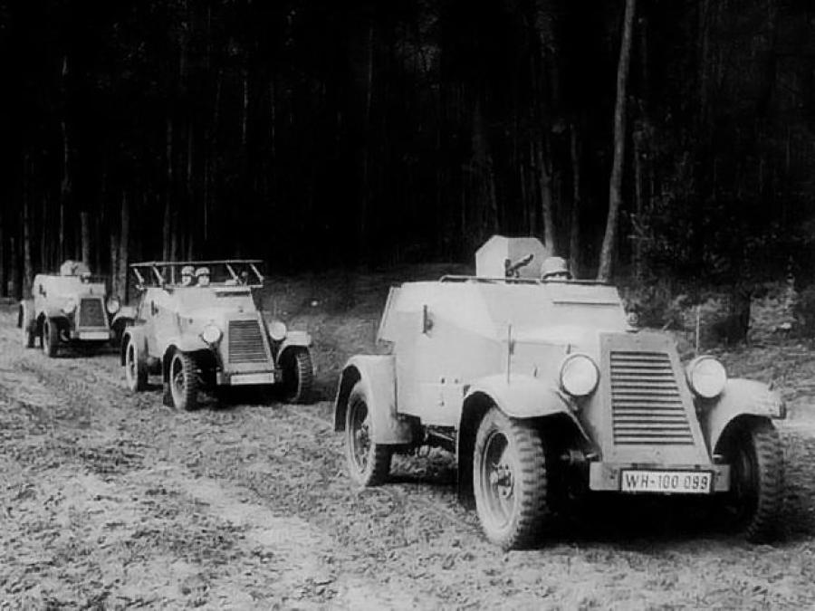  Adler 12N-RW 1932 года  (фото 1 из 2)